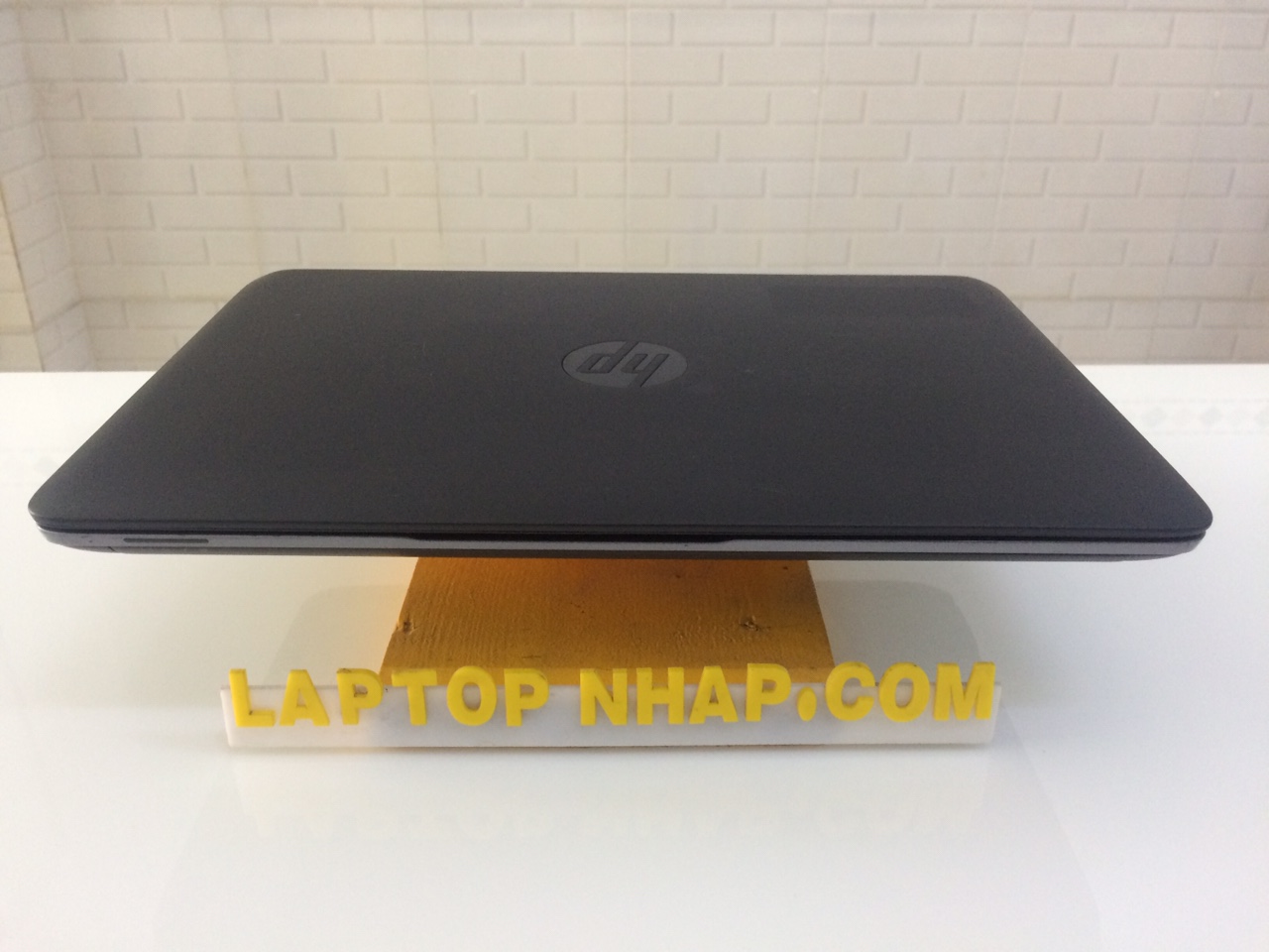 laptopnhap-820g1