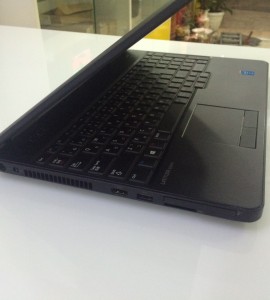 Dell Latitude E5540 i5-4300 / Ram8G / Ổ cứng 256G SSD / Màn 15.6 inch / Bàn phím số Dell Latitude E5540 i5-4300 / Ram8G / Ổ cứng 256G SSD / Màn 15.6 inch / Bàn phím số