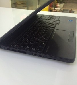 Dell Latitude E5540 i5-4300 / Ram8G / Ổ cứng 256G SSD / Màn 15.6 inch / Bàn phím số