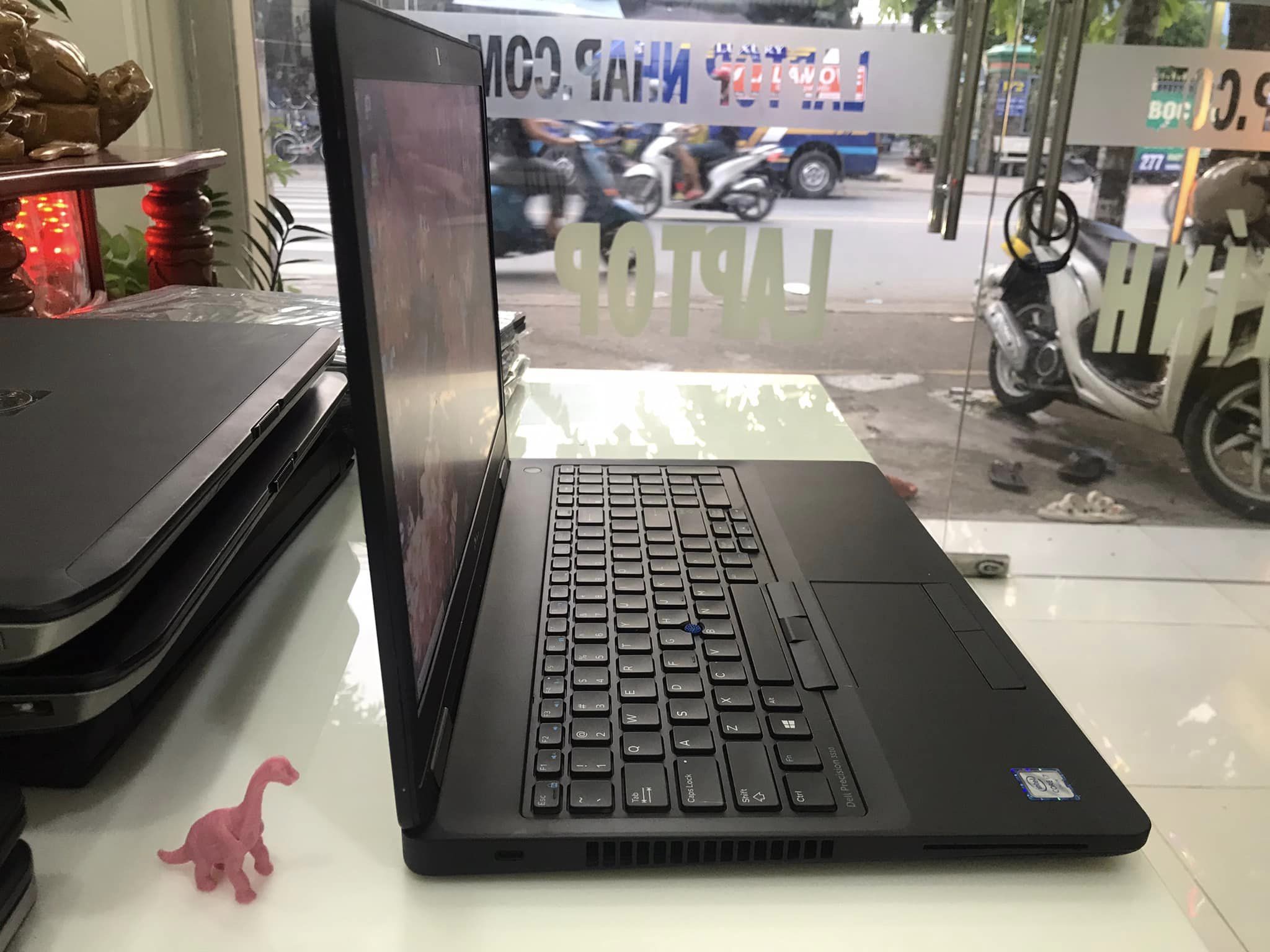 Dell Precision 3510 i7 vga laptopnhap